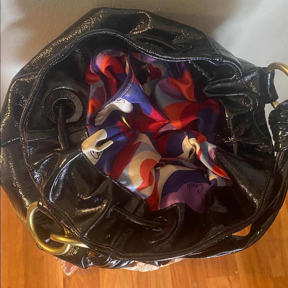 🖤Lt Edition COACH Resort Black Patent Leather Shoulder Handbag 13256 VERY CLEAN🖤 - Picture 10 of 16